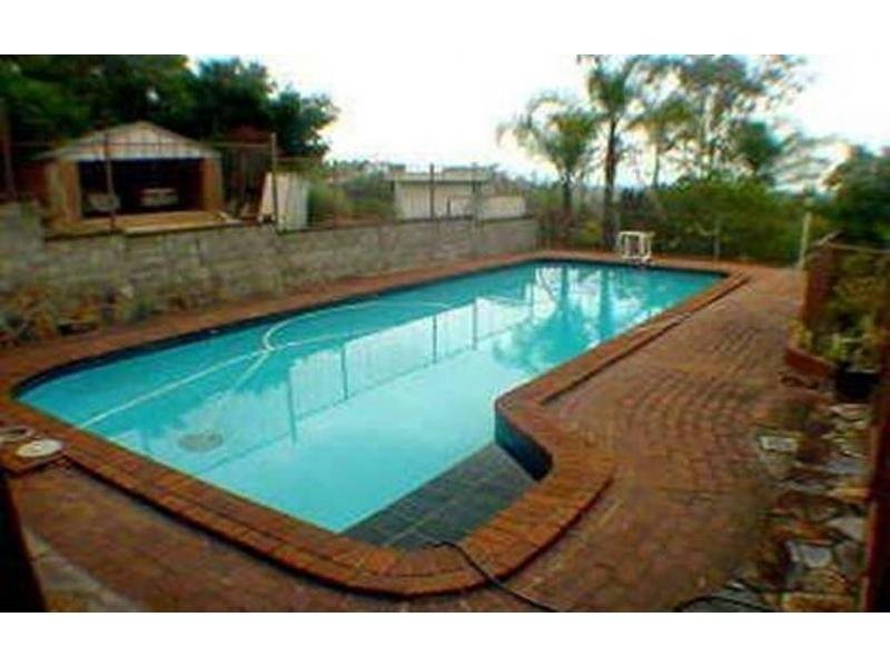 219 Springwood Road, Springwood QLD 4127