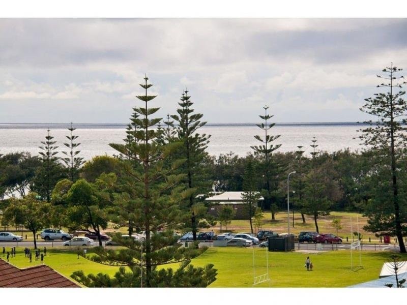 65/2623-2633 Gold Coast Highway, Broadbeach QLD 4218