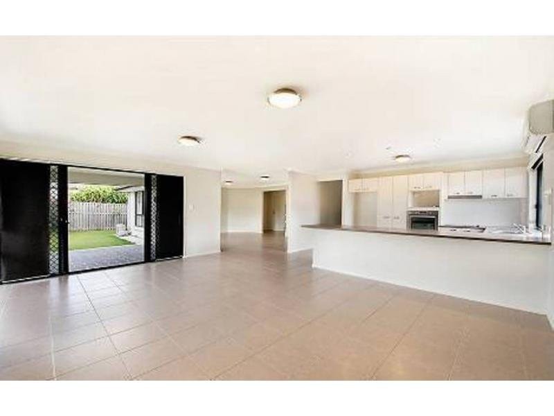 11 Lakeland Court, Loganholme QLD 4129