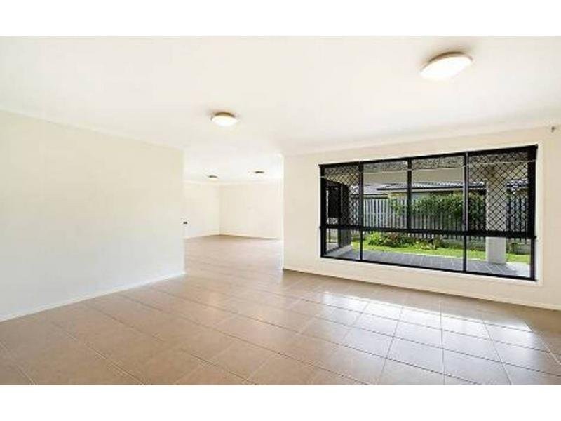 11 Lakeland Court, Loganholme QLD 4129