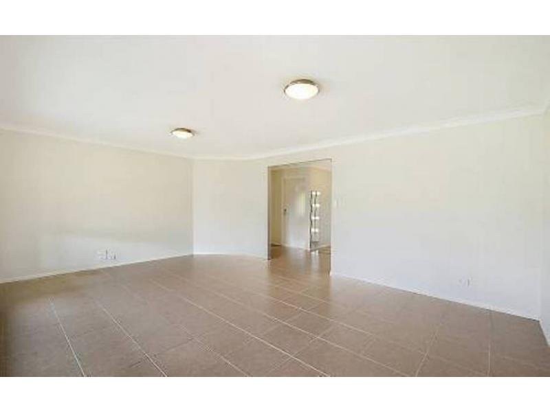 11 Lakeland Court, Loganholme QLD 4129