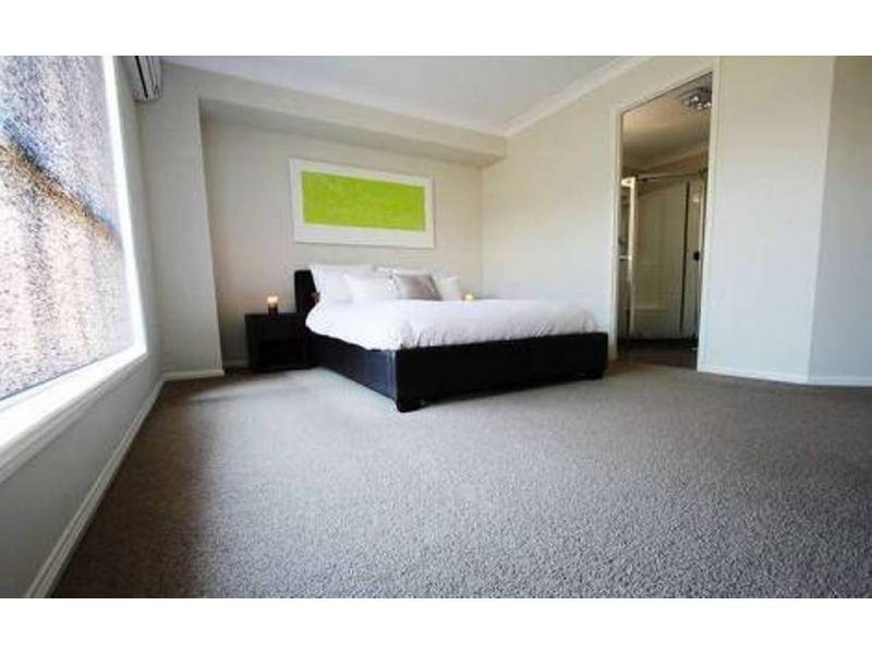 11 Lakeland Court, Loganholme QLD 4129