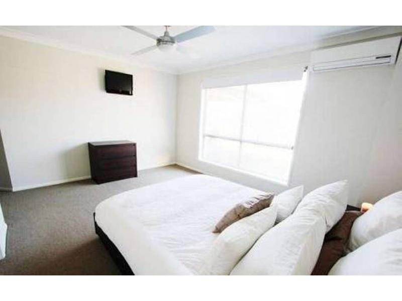 11 Lakeland Court, Loganholme QLD 4129