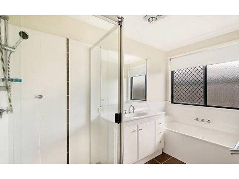 11 Lakeland Court, Loganholme QLD 4129