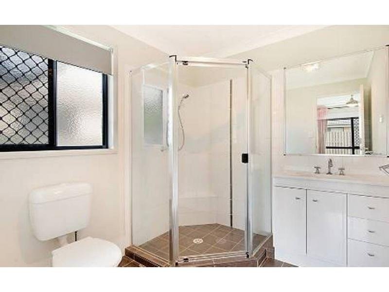 11 Lakeland Court, Loganholme QLD 4129