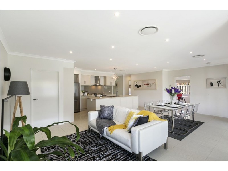 22 Rolfe Cct, Underwood QLD 4119