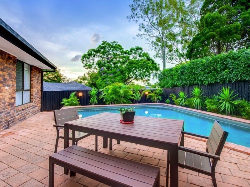 10 Jales Street, Sunnybank Hills QLD 4109
