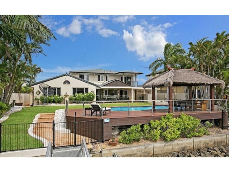 19 Captains Crt, Raby Bay QLD 4163