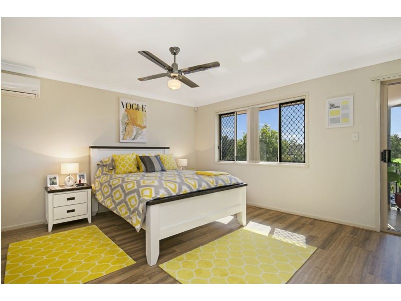 37 White Cedar Cct, Stretton QLD 4116