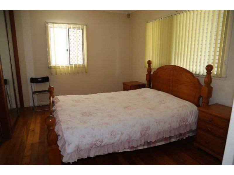 73 Fairbank Street, Sunnybank QLD 4109