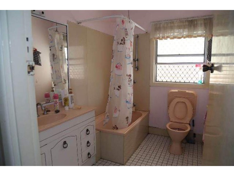 73 Fairbank Street, Sunnybank QLD 4109