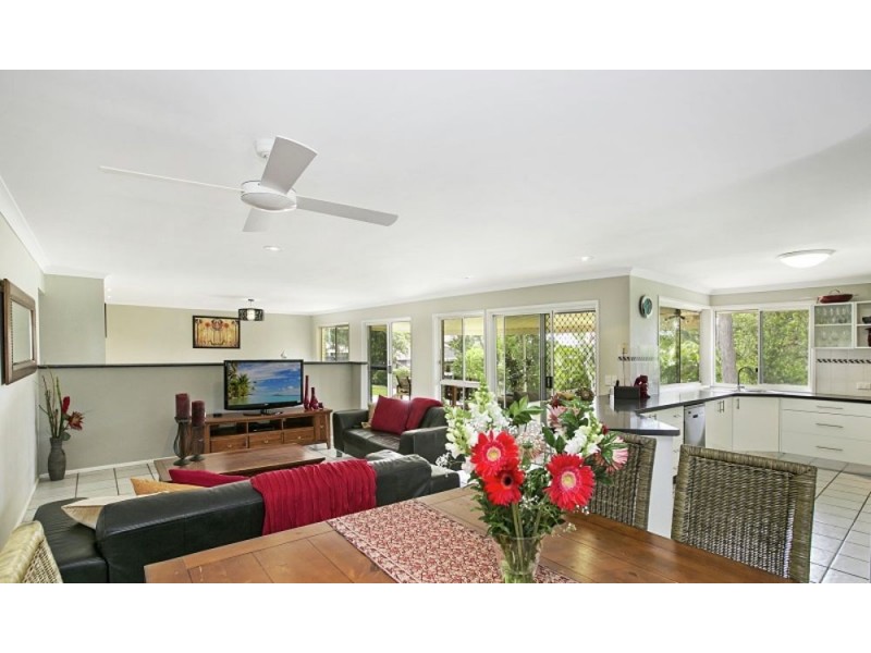 9 Hilltop Crescent, Alexandra Hills QLD 4161