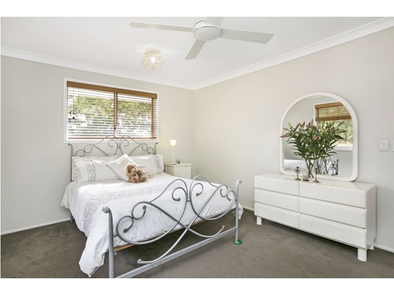 9 Hilltop Crescent, Alexandra Hills QLD 4161