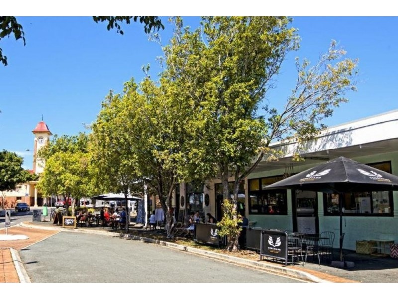 14 Fifth Avenue, Sandgate QLD 4017