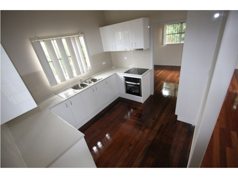 18 SPRINGWOOD ROAD, Underwood QLD 4119