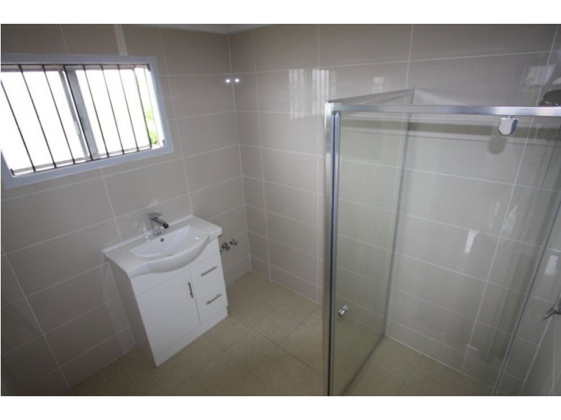18 SPRINGWOOD ROAD, Underwood QLD 4119