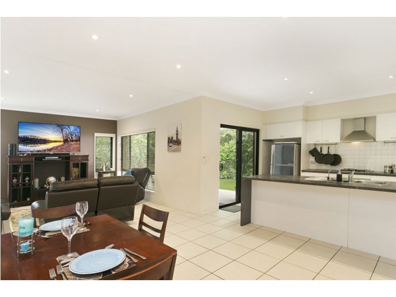 86 Tristania Way, Mount Gravatt East QLD 4122