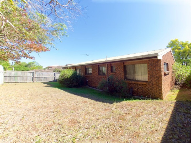 10 Bramwell Street, Eight Mile Plains QLD 4113