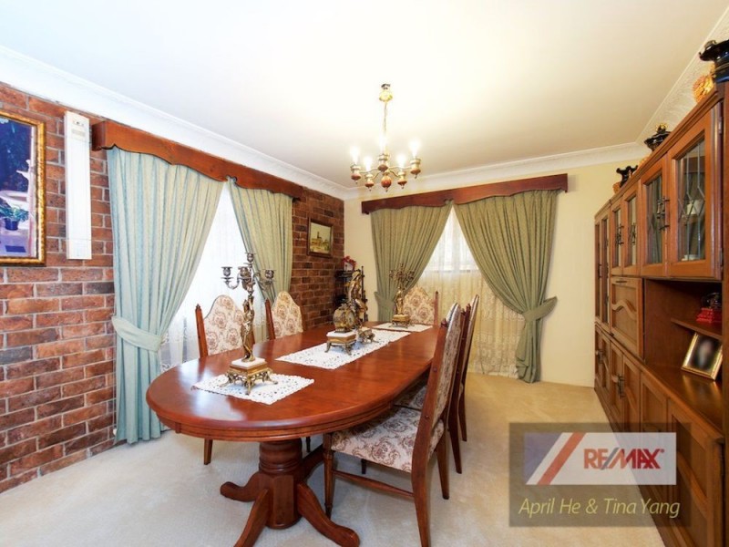 1 Toulon St, Wishart QLD 4122