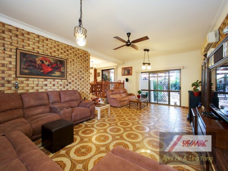 1 Toulon St, Wishart QLD 4122