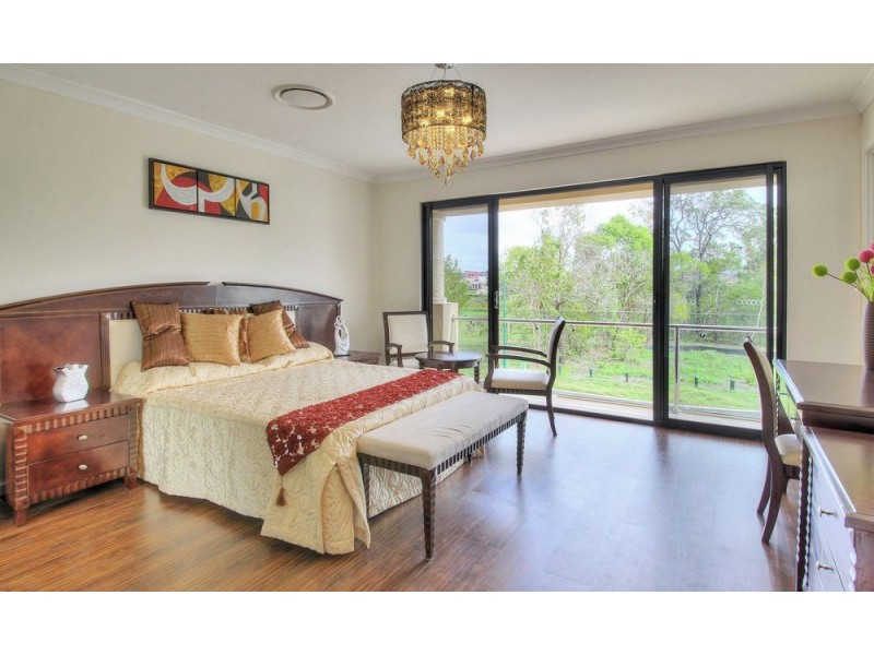 19 DOULTON ST, Calamvale QLD 4116