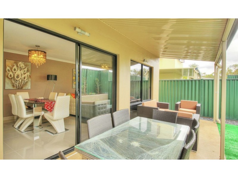 19 DOULTON ST, Calamvale QLD 4116