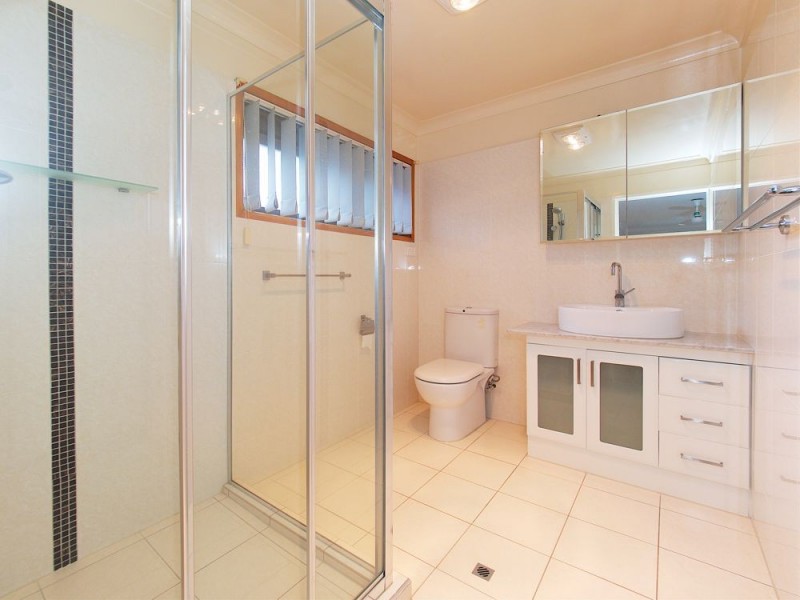 24 Honeywood Street, Sunnybank Hills QLD 4109