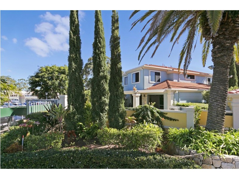 1 VILLA EDGEWATER, 6 Harbour view crt, Raby Bay QLD 4163