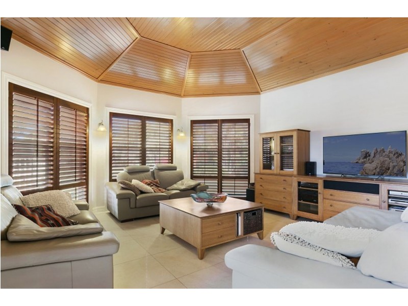 17 Como St, Ormiston QLD 4160