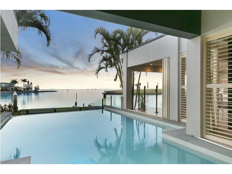 42 PIERMONT PLACE, Raby Bay QLD 4163