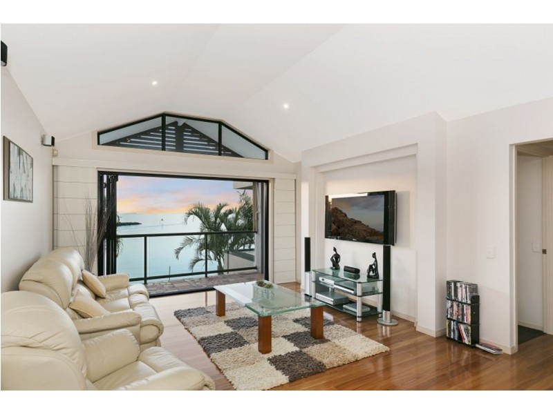 42 PIERMONT PLACE, Raby Bay QLD 4163