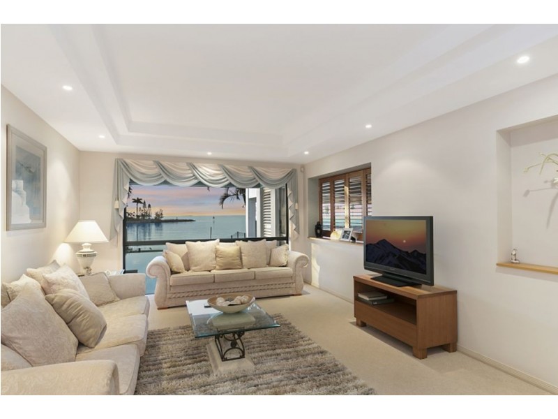 42 PIERMONT PLACE, Raby Bay QLD 4163