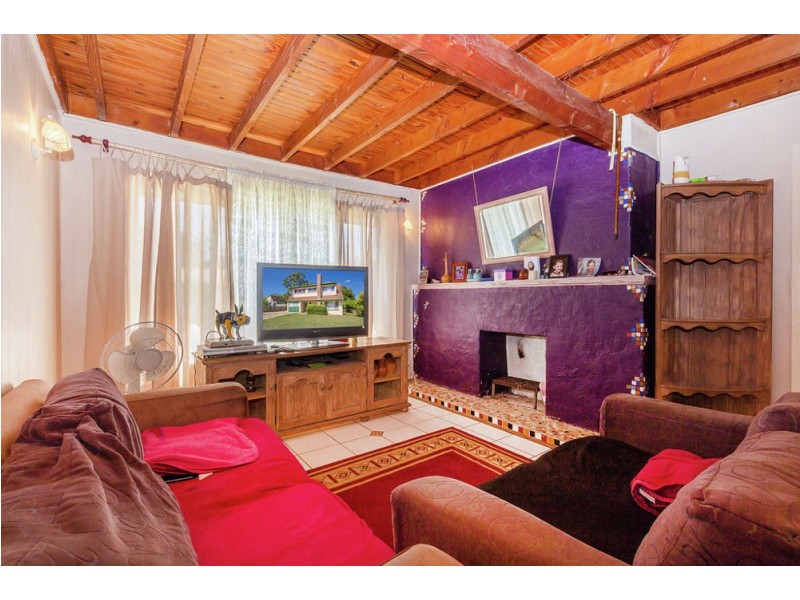 6 Limerick Drive, Crestmead QLD 4132