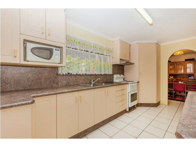 6 Limerick Drive, Crestmead QLD 4132