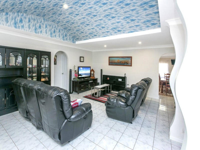 8 Augstein Street, Coopers Plains QLD 4108