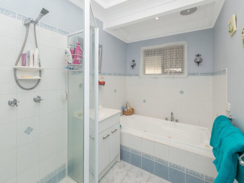 8 Augstein Street, Coopers Plains QLD 4108