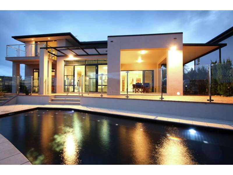 3 Marram Crt, Raby Bay QLD 4163