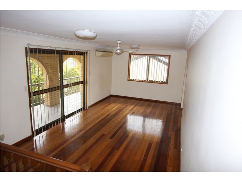 16 Bordeaux Street, Eight Mile Plains QLD 4113