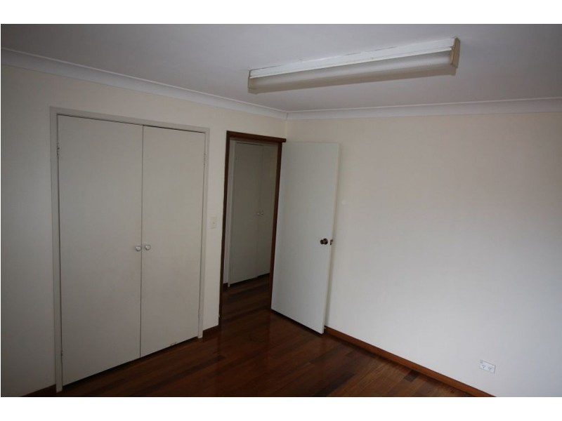 16 Bordeaux Street, Eight Mile Plains QLD 4113