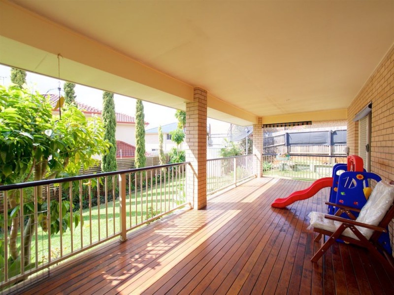 18 The Heights, Underwood QLD 4119