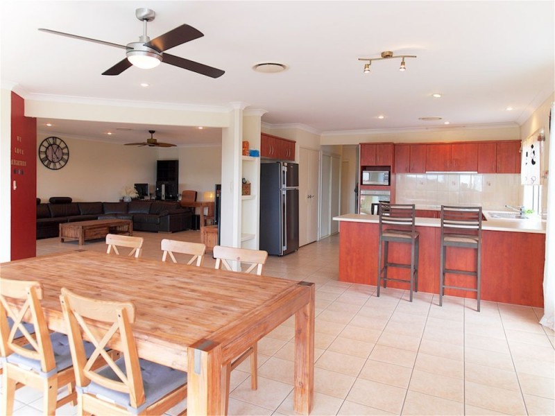 18 The Heights, Underwood QLD 4119