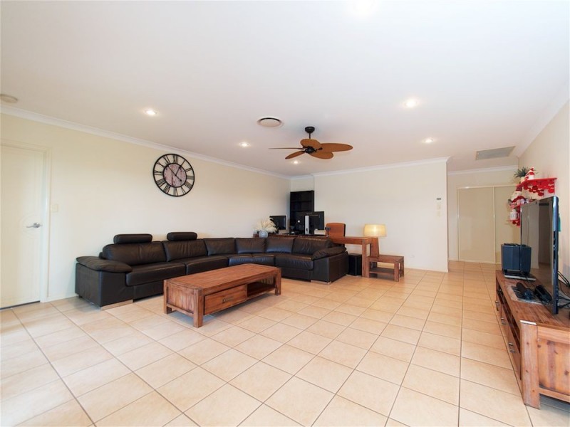 18 The Heights, Underwood QLD 4119