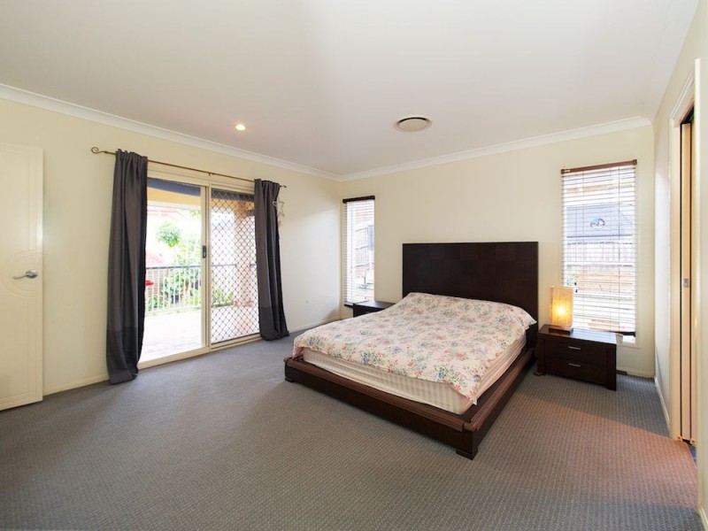 18 The Heights, Underwood QLD 4119