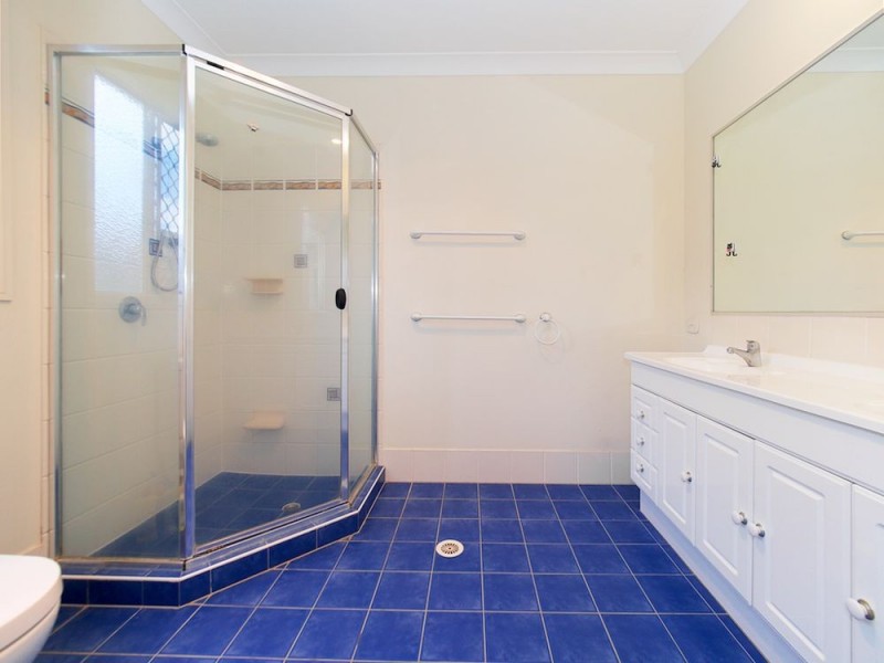 18 The Heights, Underwood QLD 4119