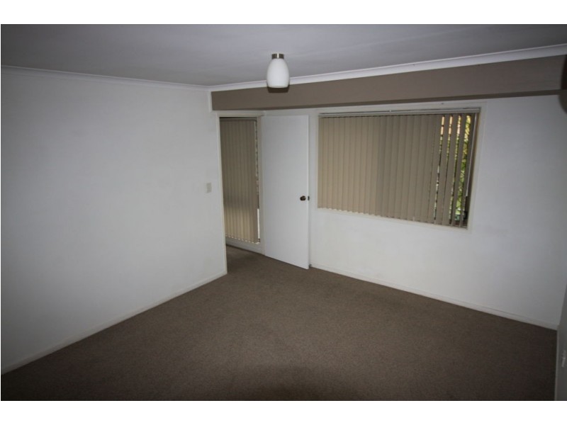 18 Bordeaux Street, Eight Mile Plains QLD 4113