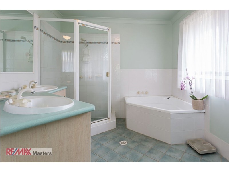 7 Eric Court, Cleveland QLD 4163