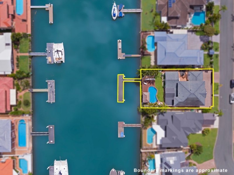 19 Captains Ct, Raby Bay QLD 4163
