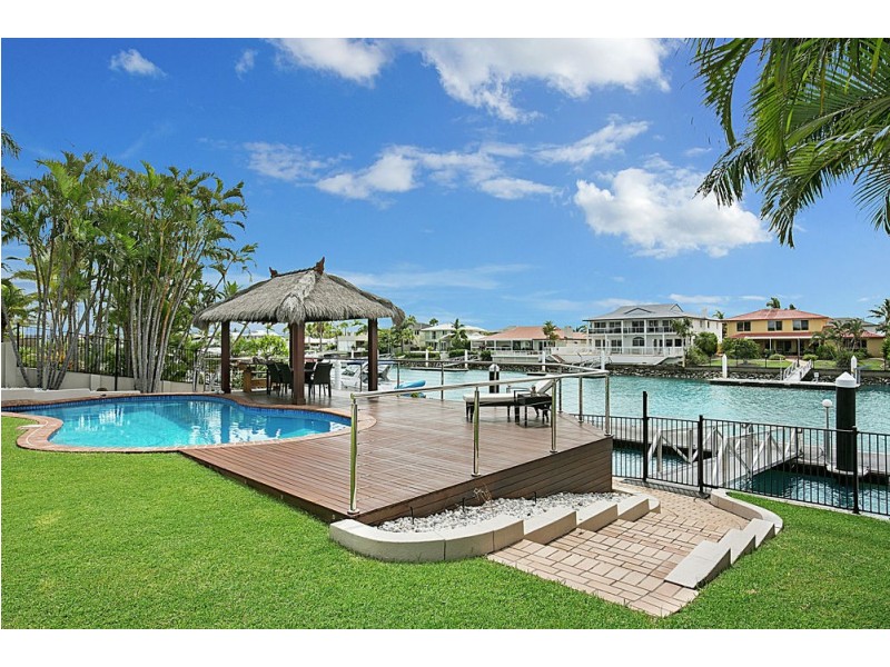 19 Captains Ct, Raby Bay QLD 4163