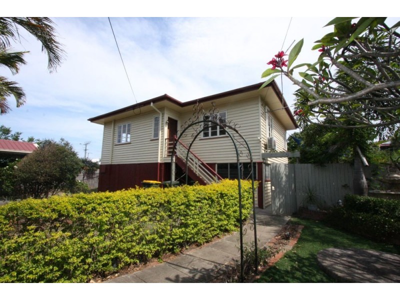 12 Longden Street, Coopers Plains QLD 4108