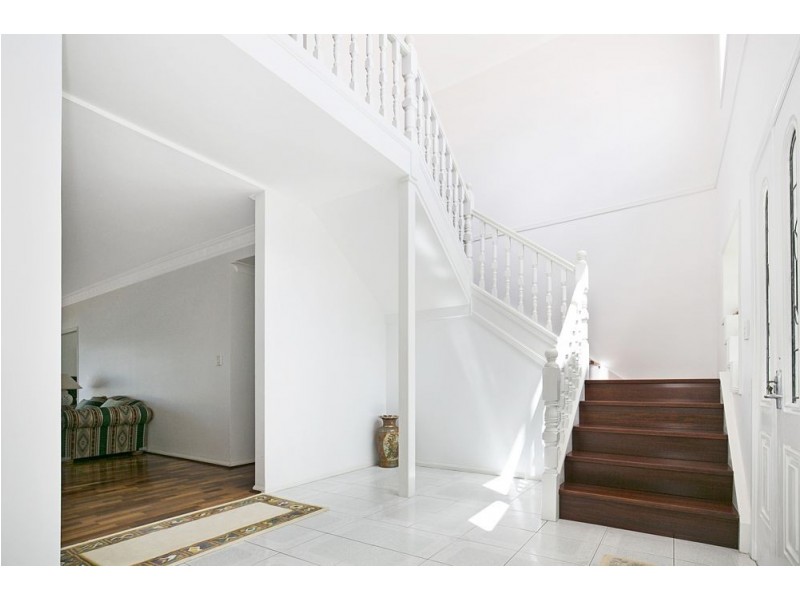 31 Keel St, Birkdale QLD 4159